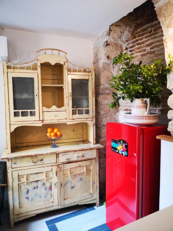 Cres B Studio Apartman Εξωτερικό φωτογραφία
