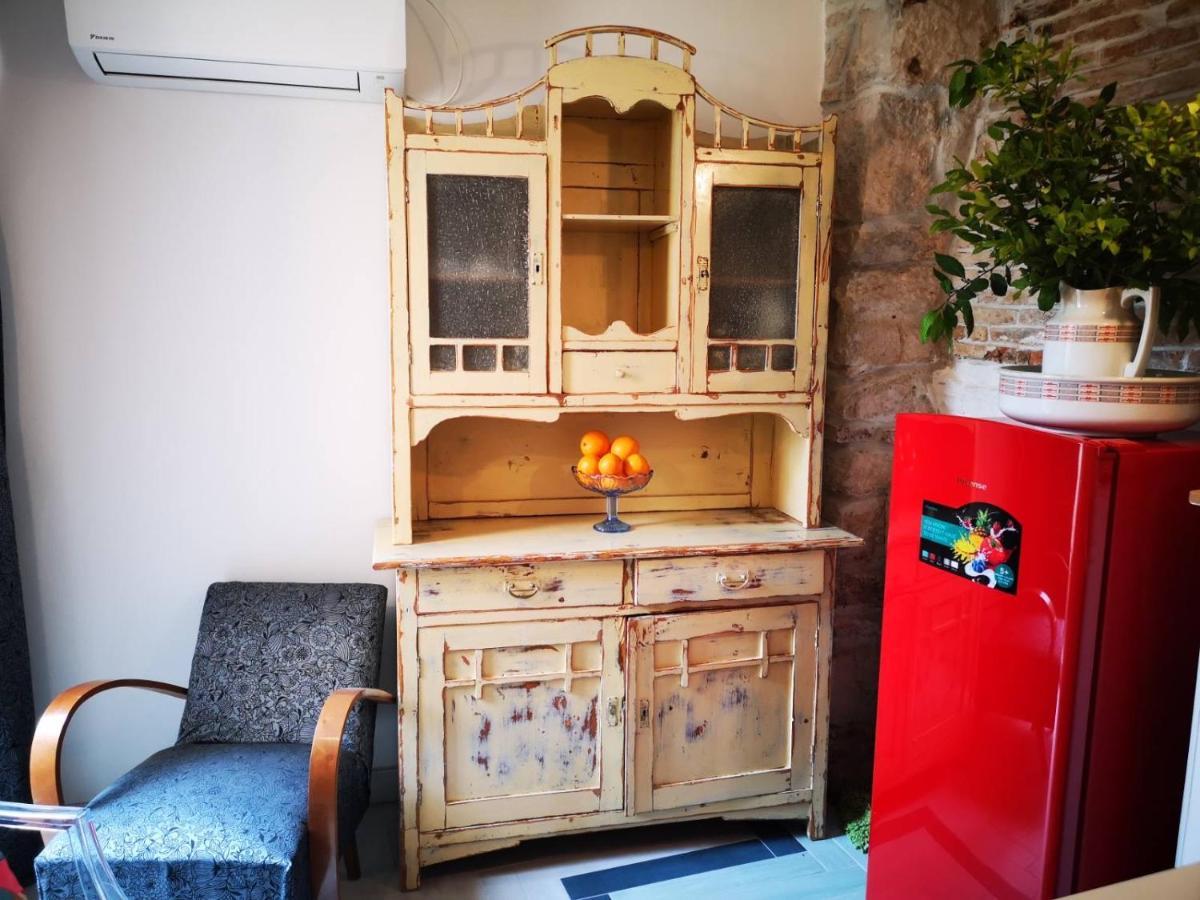 Cres B Studio Apartman Εξωτερικό φωτογραφία