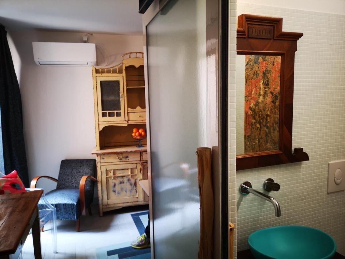 Cres B Studio Apartman Εξωτερικό φωτογραφία